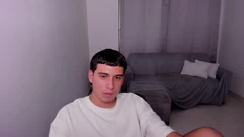 Lian online show from February 2025 08:53:02 AM