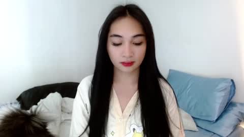 Lilly online show from February 2025 03:33:02 AM