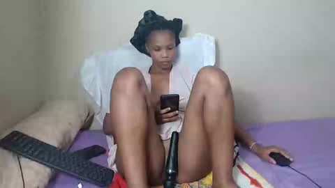 sweetlipss_ online show from November 2025 09:02:01 PM