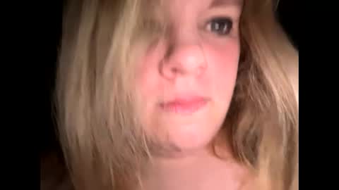 Snapshot of sweetlisa92 chatting on June 2026 08:45:02 AM Lisa online show from June 2026 08:45:02 AM