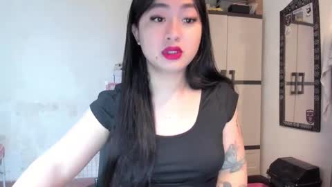 Zoe online show from February 2025 07:25:02 PM