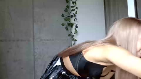 sweetmagic6 online show from September 2025 08:30:02 PM