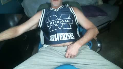 Snapshot of sweetman4a chatting on February 2026 02:57:01 PM Michael online show from February 2026 02:57:01 PM