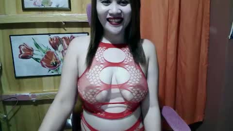 Snapshot of sweetmaria96 chatting on November 2025 10:37:01 PM sweet maria online show from November 2025 10:37:01 PM