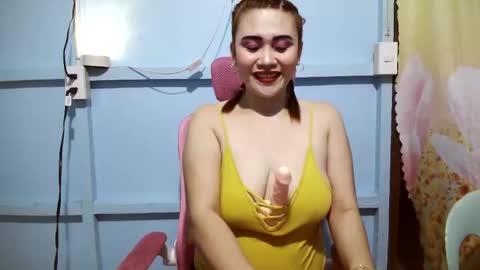 Snapshot of sweetmaria96 chatting on November 2025 03:05:01 PM sweet maria online show from November 2025 03:05:01 PM