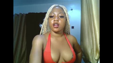 Snapshot of sweetmila9 chatting on June 2026 06:01:01 AM sweetmila9 online show from June 2026 06:01:01 AM