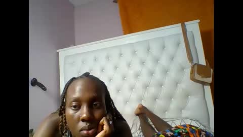 Snapshot of sweetnovah chatting on June 2026 01:28:02 AM Novah girlie online show from June 2026 01:28:02 AM