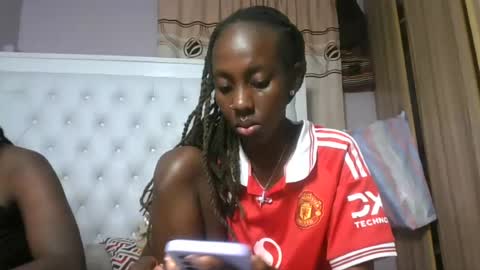Snapshot of sweetnovah chatting on July 2026 10:09:02 PM Novah girlie online show from July 2026 10:09:02 PM