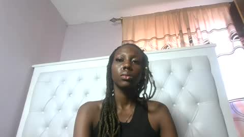 Snapshot of sweetnovah chatting on July 2026 10:12:02 AM Novah girlie online show from July 2026 10:12:02 AM