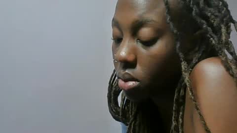 Snapshot of sweetnovah chatting on July 2026 04:31:02 PM Novah girlie online show from July 2026 04:31:02 PM