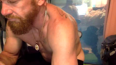 WeAim2PZzz online show from February 2025 05:36:02 PM