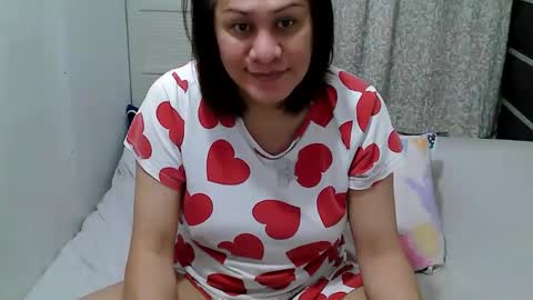 Snapshot of sweetpearlts4u chatting on March 2026 11:43:02 AM sam online show from March 2026 11:43:02 AM