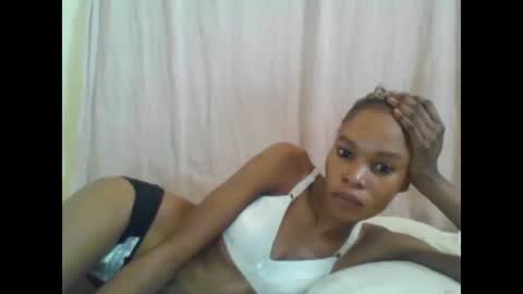 ESTHER online show from February 2025 12:59:01 PM