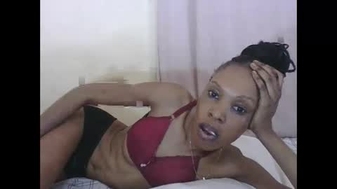 ESTHER online show from September 2025 01:57:02 PM