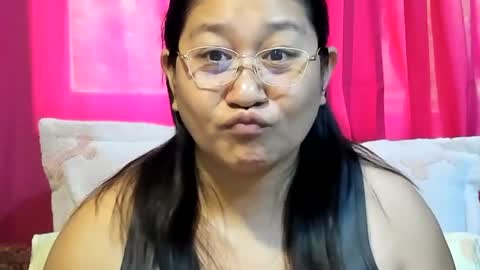 Snapshot of sweetpilipina88 chatting on July 2026 12:24:02 AM MIA online show from July 2026 12:24:02 AM