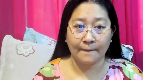 Snapshot of sweetpilipina88 chatting on July 2026 10:01:01 PM MIA online show from July 2026 10:01:01 PM