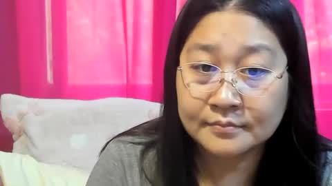 Snapshot of sweetpilipina88 chatting on July 2026 02:20:02 AM MIA online show from July 2026 02:20:02 AM