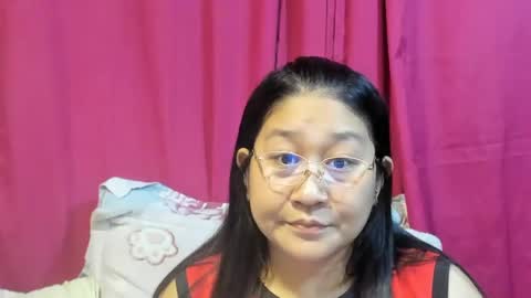Snapshot of sweetpilipina88 chatting on August 2026 10:47:02 AM MIA online show from August 2026 10:47:02 AM