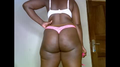 sweetrenne online show from February 2025 06:35:02 PM