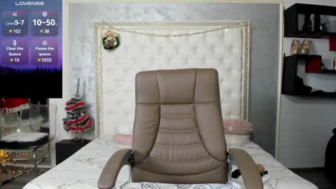 Goddess Allysse online show from January 2025 01:11:02 PM