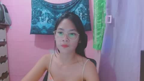 Mia online show from July 2026 12:53:01 PM