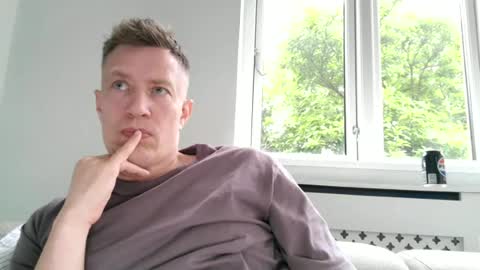 sweetsinner83 online show from June 2026 07:16:02 PM