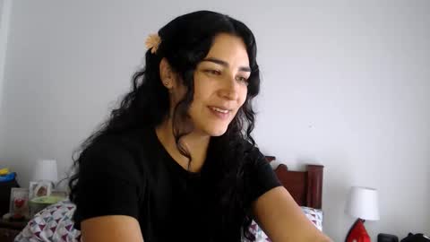 Dianis online show from October 2025 01:23:01 PM