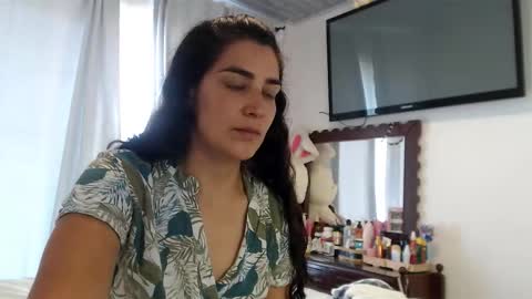 Dianis online show from December 2025 02:59:02 PM