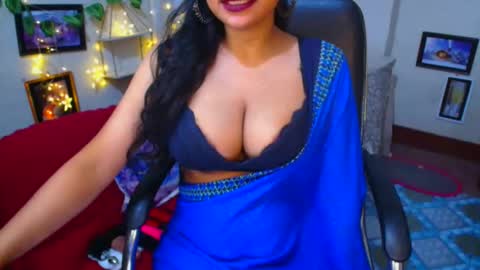 SweetSour online show from November 2025 12:34:02 AM