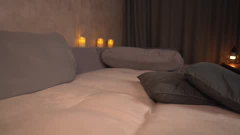 Kari online show from February 2025 07:17:02 PM