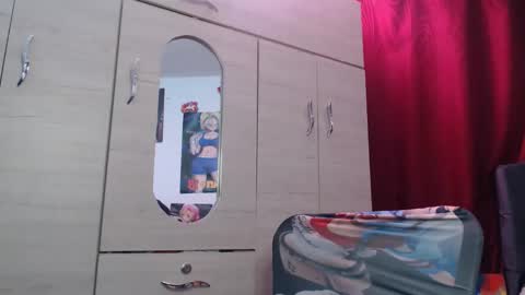 sweett_candy1 online show from March 2026 01:23:02 AM