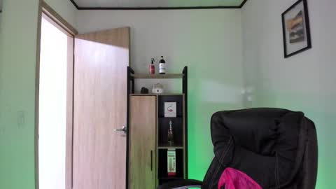 sweett_lust online show from February 2026 04:42:01 AM