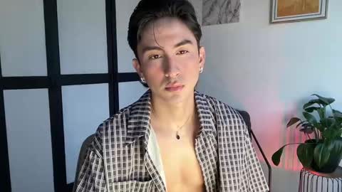 Andy  online show from April 2026 09:27:01 PM