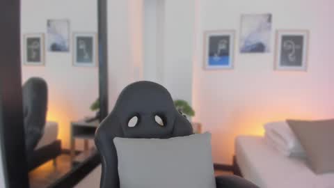 Snapshot of sweettammy_ chatting on December 2024 07:43:02 PM Tammy online show from December 2024 07:43:02 PM