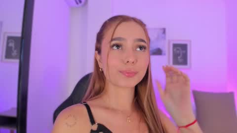 Snapshot of sweettammy_ chatting on February 2025 08:11:01 PM Tammy online show from February 2025 08:11:01 PM