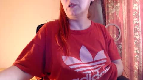 Snapshot of sweettanne chatting on May 2026 03:53:02 PM SweettAnne online show from May 2026 03:53:02 PM