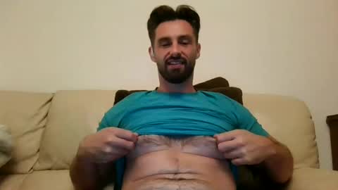 Snapshot of sweettom69 chatting on August 2026 09:06:02 PM Tom online show from August 2026 09:06:02 PM
