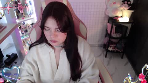 Pau online show from December 2024 09:17:02 PM