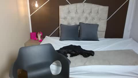 Scarlet online show from September 2025 11:56:02 AM