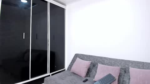 ALONDRA online show from September 2025 12:11:01 AM