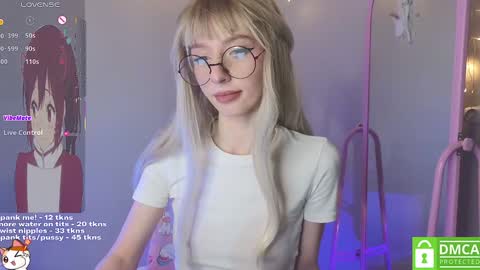 Elis  a little vacation Ill be here Saturday my schedules in bio online show from February 2025 01:30:01 PM