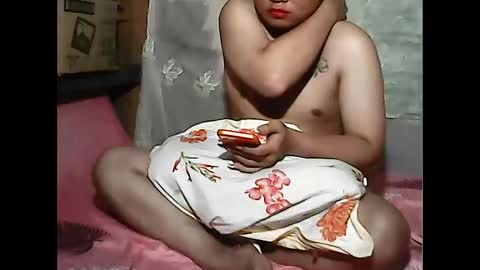 Snapshot of sweetwhore_cristy chatting on February 2026 05:03:01 AM cristy online show from February 2026 05:03:01 AM