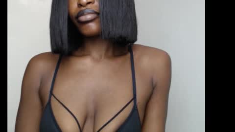 sweetxxboobsx online show from October 2025 09:30:01 AM