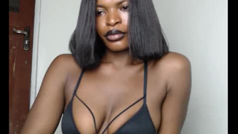 sweetxxboobsx online show from November 2025 08:47:01 PM