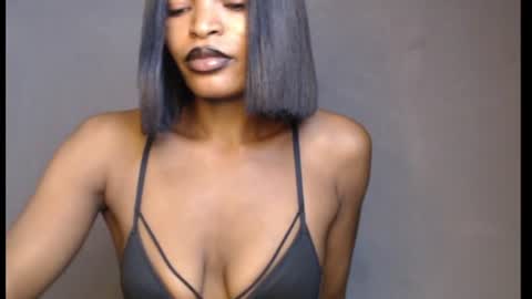 Snapshot of sweetxxboobsx chatting on June 2026 08:28:01 AM sweetxxboobsx online show from June 2026 08:28:01 AM