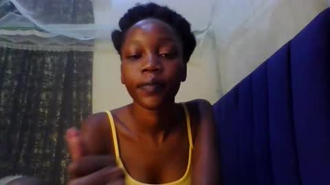 Snapshot of sweety_melanin chatting on May 2026 12:19:02 AM Vickky online show from May 2026 12:19:02 AM