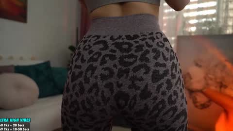 Snapshot of sweety_rinushka_ chatting on January 2025 01:05:02 PM Katerina online show from January 2025 01:05:02 PM