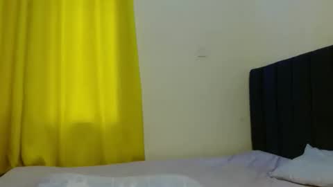 Snapshot of sweety_spixxy chatting on February 2026 07:23:02 AM Dolly online show from February 2026 07:23:02 AM