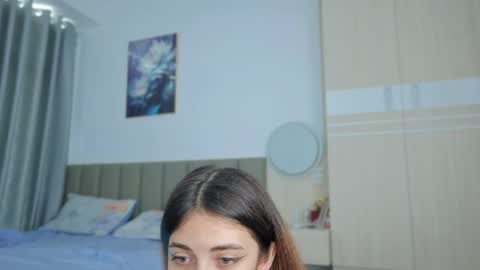 Vikky online show from May 2026 12:07:02 AM