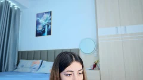 Vikky online show from May 2026 12:07:01 AM